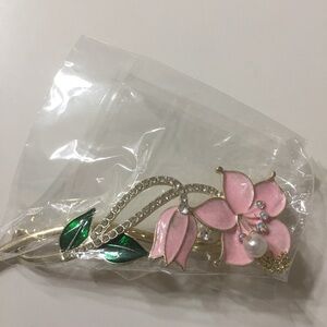 Pink flower twisted clip for hair accessories